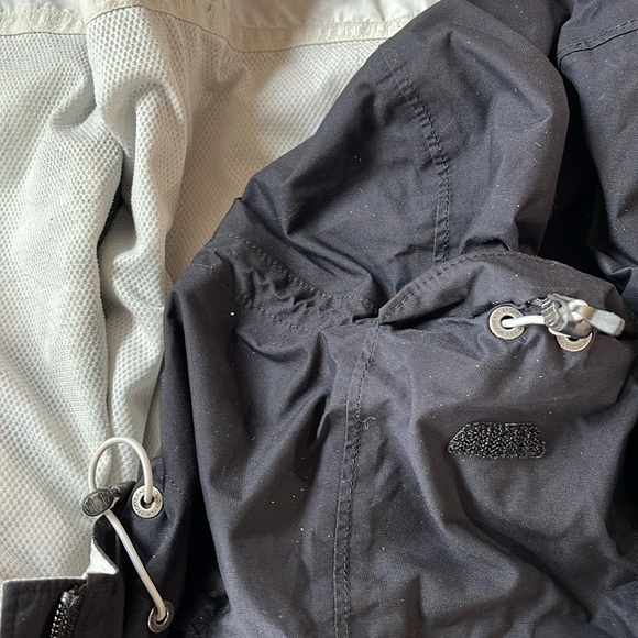 Eastern mountain sports system, 3K rain jacket black, medium - Picture 11 of 11